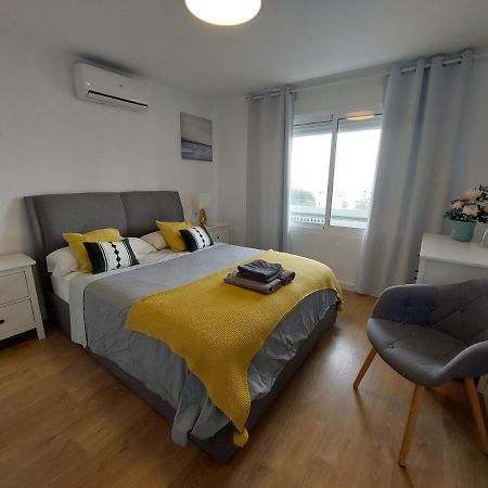 Beautiful Sea Views Cozy Apartment 350 M From Beach Беналмадена Екстериор снимка