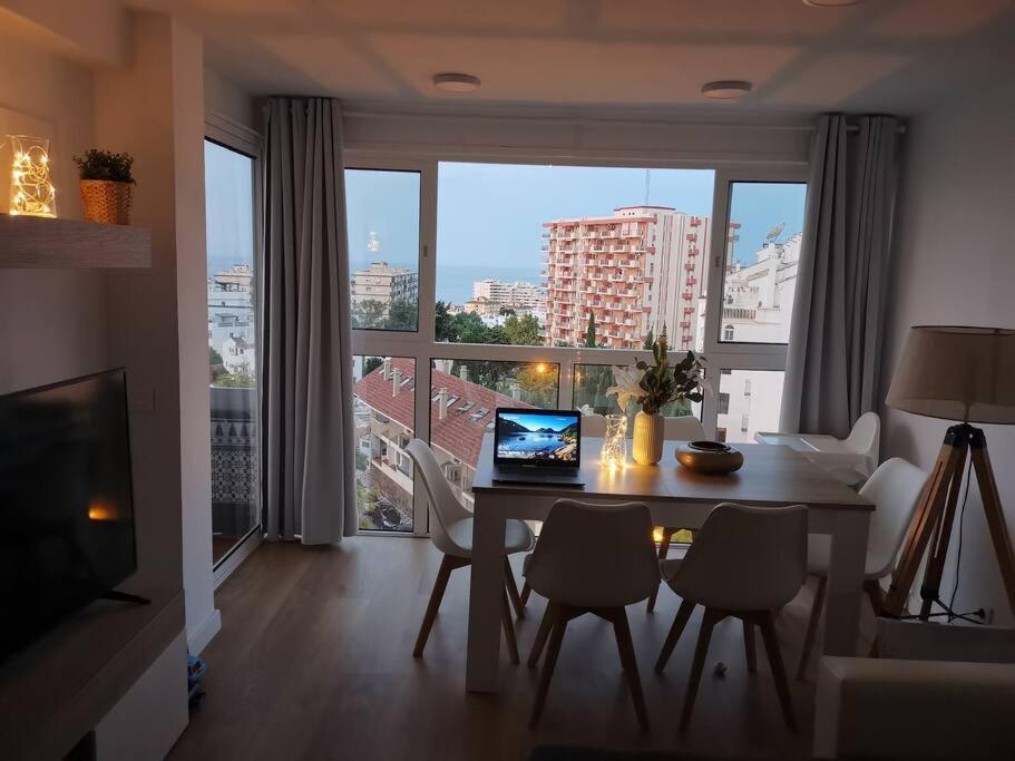 Beautiful Sea Views Cozy Apartment 350 M From Beach Беналмадена Екстериор снимка