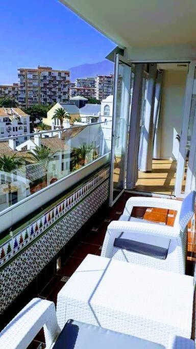 Beautiful Sea Views Cozy Apartment 350 M From Beach Беналмадена Екстериор снимка