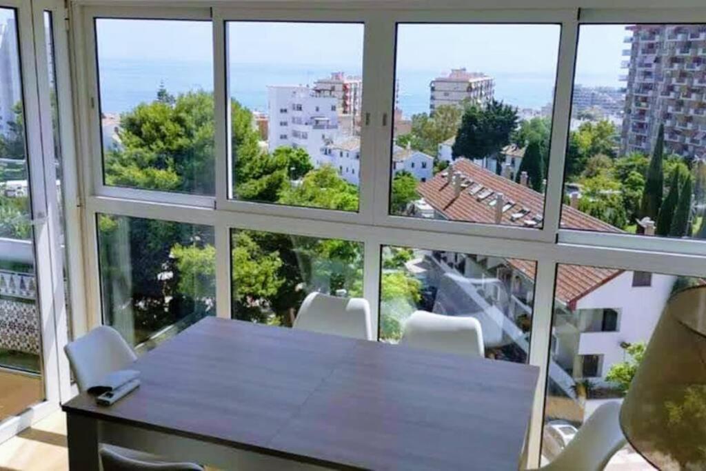 Beautiful Sea Views Cozy Apartment 350 M From Beach Беналмадена Екстериор снимка