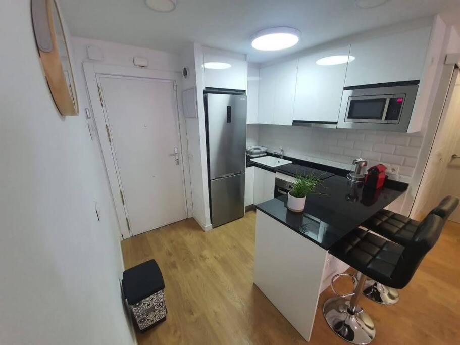 Beautiful Sea Views Cozy Apartment 350 M From Beach Беналмадена Екстериор снимка