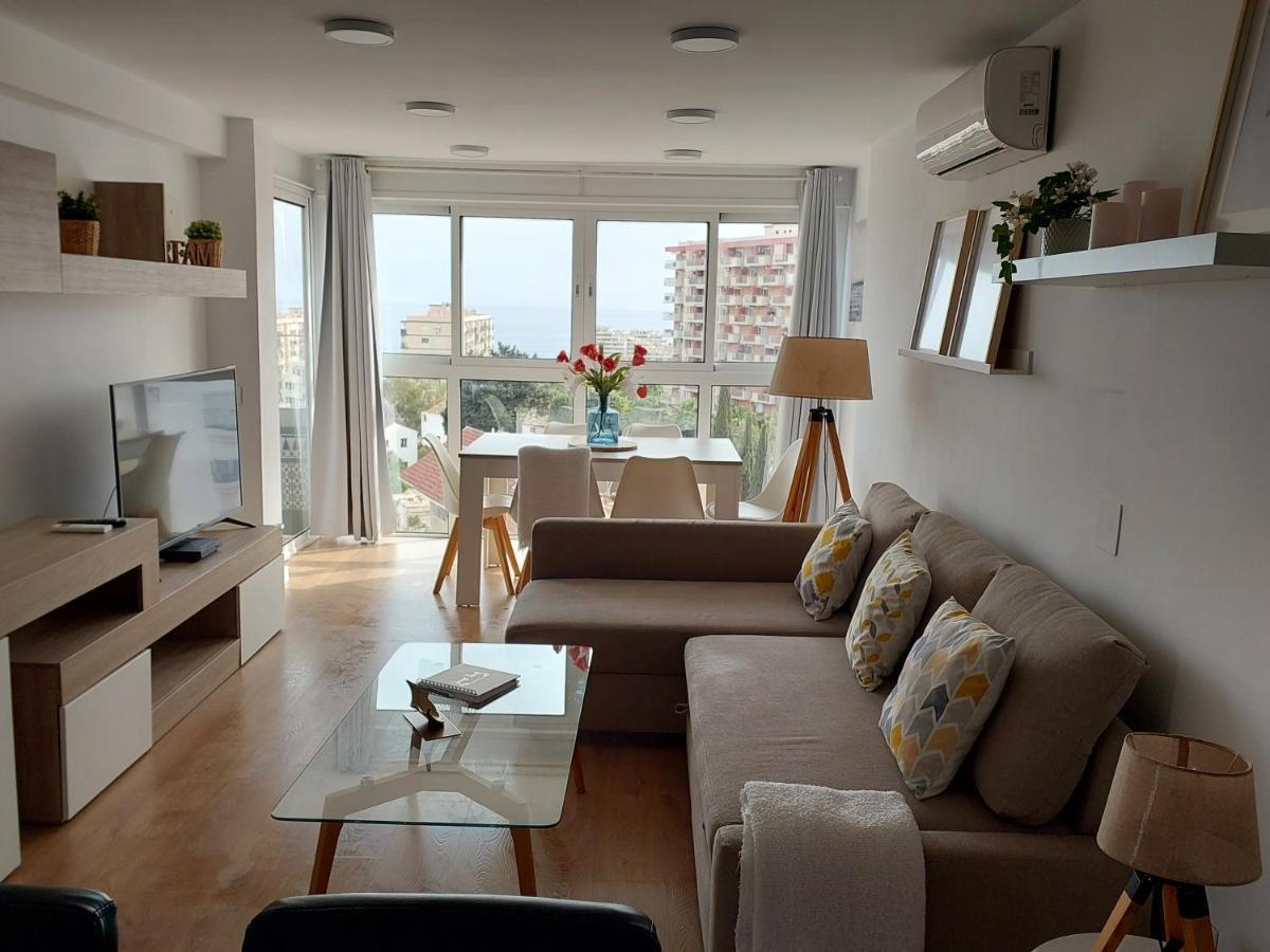 Beautiful Sea Views Cozy Apartment 350 M From Beach Беналмадена Екстериор снимка