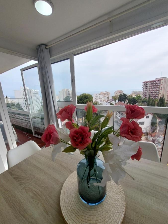 Beautiful Sea Views Cozy Apartment 350 M From Beach Беналмадена Екстериор снимка