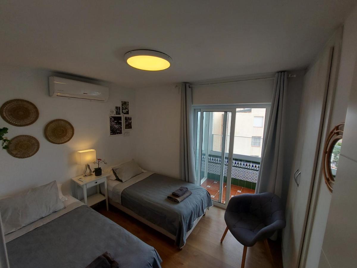 Beautiful Sea Views Cozy Apartment 350 M From Beach Беналмадена Екстериор снимка