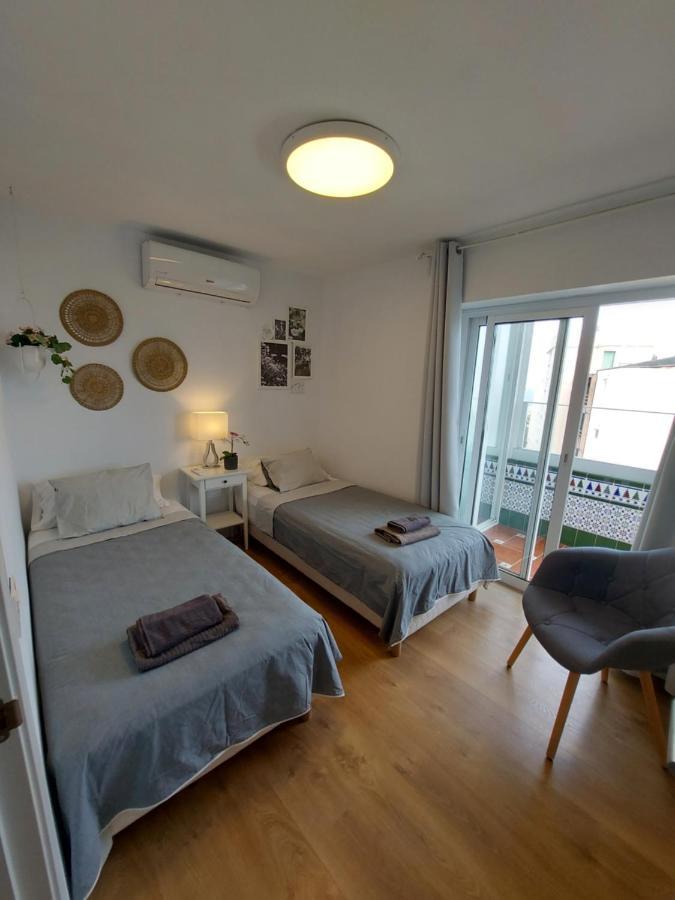 Beautiful Sea Views Cozy Apartment 350 M From Beach Беналмадена Екстериор снимка